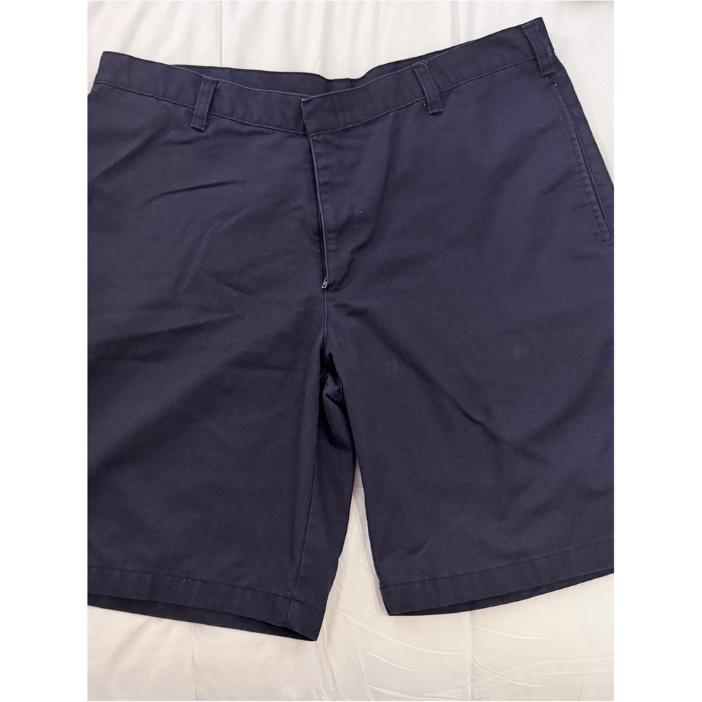 School Uniform Shorts-Men's Size 36 Flat Front Navy Chino Shorts.‎ 9in inseam.